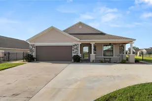 524 Central Rdg Ln, Frostproof, FL 33843 - Photo 1