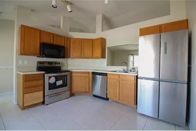 527 Emerald Cove Loop, Lakeland, FL 33813 - Photo 5