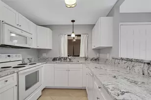 412 Howard Ave, Lakeland, FL 33815 - Photo 9