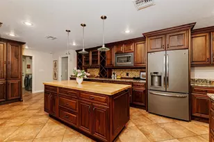 451 Lone Palm Dr, Lakeland, FL 33815 - Photo 23