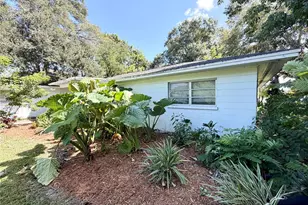 2035 Shakespeare St, Lakeland, FL 33801 - Photo 3