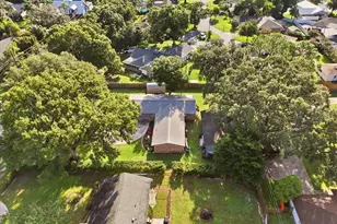 611 E Highland Dr, Lakeland, FL 33813 - Photo 49