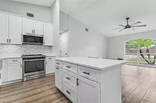 2605 Sundance Cir, Mulberry, FL 33860 - Photo 9