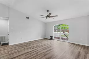 2605 Sundance Cir, Mulberry, FL 33860 - Photo 11