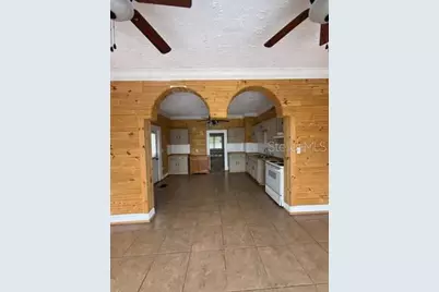 375 W Bay Avenue, Eagle Lake, FL 33839 - Photo 7