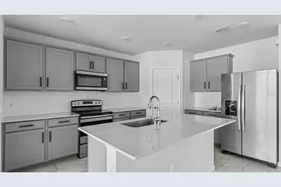 1050 Michelangelo Lane, Winter Haven, FL 33884 - Photo 13