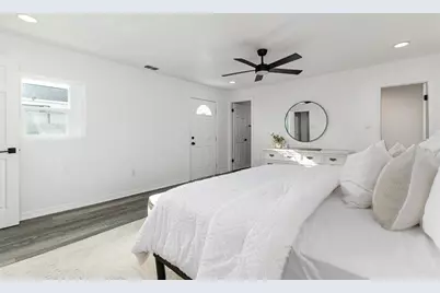 205 W 6th Street, Lakeland, FL 33805 - Photo 27