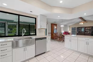 5657 Bloomfield Blvd, Lakeland, FL 33810 - Photo 7
