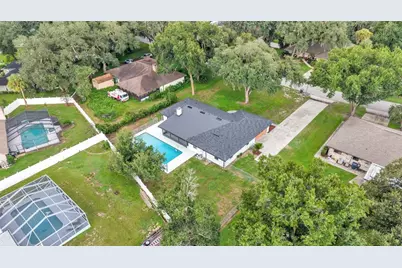 1100 Hammock Shade Drive, Lakeland, FL 33809 - Photo 3