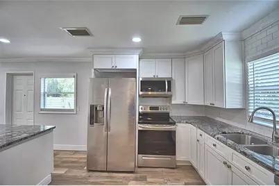 201 Lake Dale Drive, Auburndale, FL 33823 - Photo 9