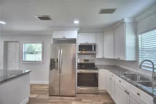 201 Lakedale Dr, Auburndale, FL 33823 - Photo 9
