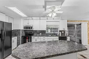 1610 Reynolds Rd, Lakeland, FL 33801 - Photo 7