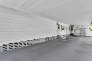 1610 Reynolds Rd, Lakeland, FL 33801 - Photo 3