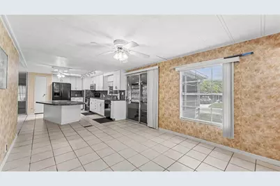 1610 Reynolds Road #128, Lakeland, FL 33801 - Photo 11