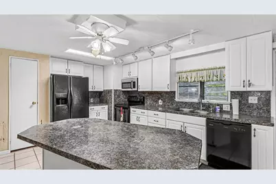 1610 Reynolds Road #128, Lakeland, FL 33801 - Photo 5