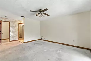 4967 Stonecrest Dr, Lakeland, FL 33813 - Photo 13
