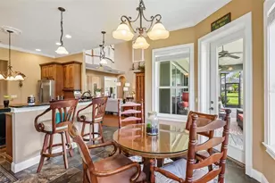 7330 Reflections Lake Dr, Lakeland, FL 33813 - Photo 15