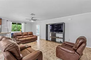 6774 Glenbrook Dr, Lakeland, FL 33811 - Photo 9