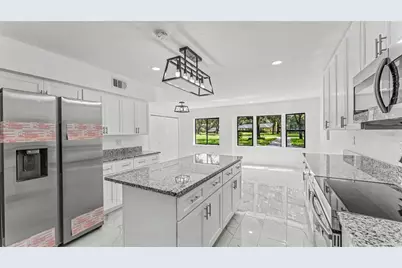 1743 Itchepackesassa Drive, Lakeland, FL 33810 - Photo 9