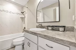 257 Padgett Pl N, Lakeland, FL 33809 - Photo 17