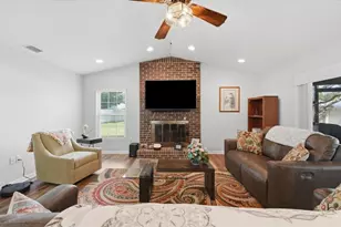 6436 Butternut Dr, Lakeland, FL 33813 - Photo 27