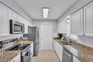 3811 Clubhouse Rd, Lakeland, FL 33812 - Photo 9