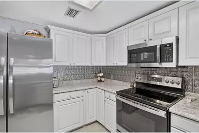 818 Forest Lake Drive, Lakeland, FL 33809 - Photo 23
