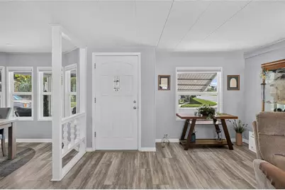 818 Forest Lake Drive, Lakeland, FL 33809 - Photo 13