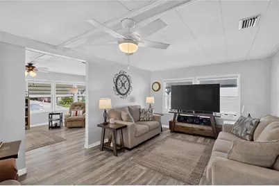 818 Forest Lake Drive, Lakeland, FL 33809 - Photo 9
