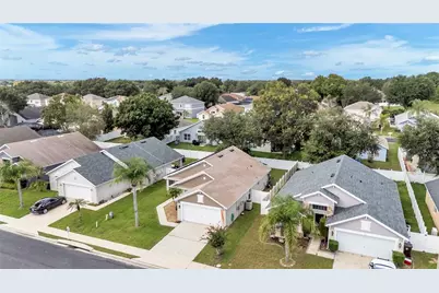 815 Windsor Estates Drive, Davenport, FL 33837 - Photo 29