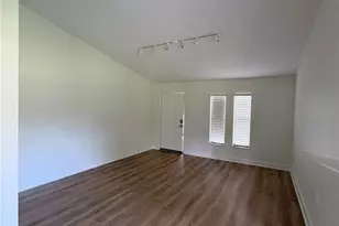 5702 Granite Ln, Lakeland, FL 33809 - Photo 7
