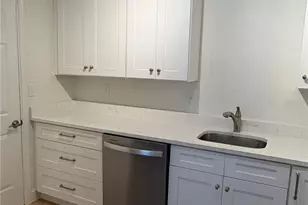 5704 Granite Ln, Lakeland, FL 33809 - Photo 11