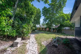 412 E Palm Dr, Lakeland, FL 33803 - Photo 27
