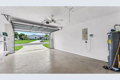 6109 Kittiwake Drive, Lakeland, FL 33809 - Photo 17