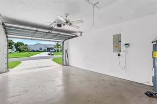 6109 Kittiwake Dr, Lakeland, FL 33809 - Photo 17