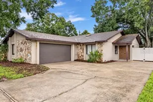 842 Rockingham Rd, Lakeland, FL 33809 - Photo 1