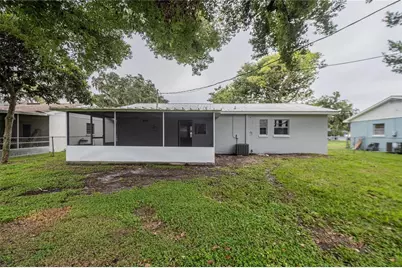 1026 Canal Drive W, Lakeland, FL 33801 - Photo 9