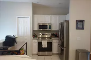 510 Grasslands Village Cir, Lakeland, FL 33803 - Photo 13