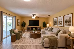 2815 Christie Ln, Lakeland, FL 33813 - Photo 9
