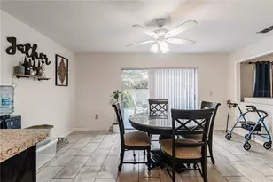 1006 Buttercup Dr, Lakeland, FL 33801 - Photo 9