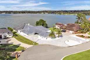 5934 Pier Pl Dr, Lakeland, FL 33813 - Photo 1