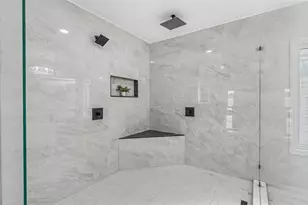 5934 Pier Pl Dr, Lakeland, FL 33813 - Photo 37