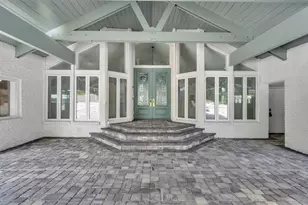 5934 Pier Pl Dr, Lakeland, FL 33813 - Photo 3