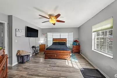7145 Wrenwood Circle, Tampa, FL 33617 - Photo 13