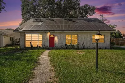7145 Wrenwood Circle, Tampa, FL 33617 - Photo 1