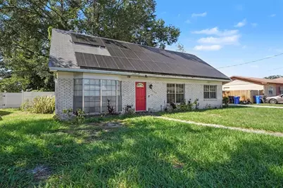 7145 Wrenwood Circle, Tampa, FL 33617 - Photo 3