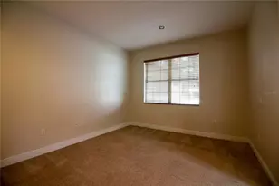 2425 Winnipeg Dr, Lakeland, FL 33805 - Photo 9