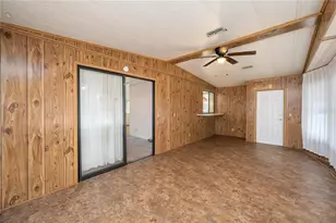 528 Skyline Dr W, Lakeland, FL 33801 - Photo 9
