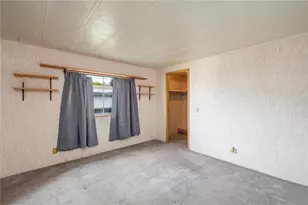 528 Skyline Dr W, Lakeland, FL 33801 - Photo 17