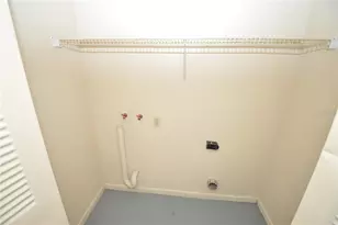 145 Shannon Dr, Lakeland, FL 33809 - Photo 9